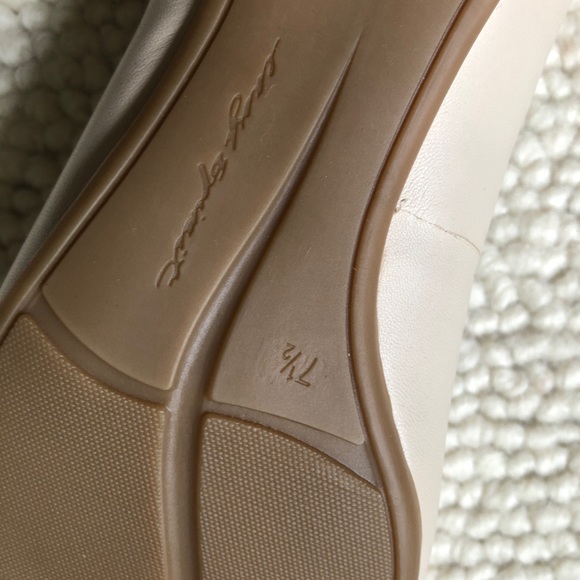 Easy Spirit low heel round toe pump - size 7.5 - Picture 8 of 11